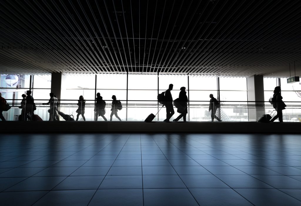 Une action en justice par des particuliers et des associations de défense de l’environnement contre le projet d&rsquo;extension de l&rsquo;aéroport de Nice