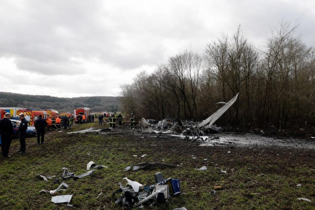 Crash aérien en Meurthe-et-Moselle : un accident qualifié d&rsquo;« assez inexplicable » par le ministre